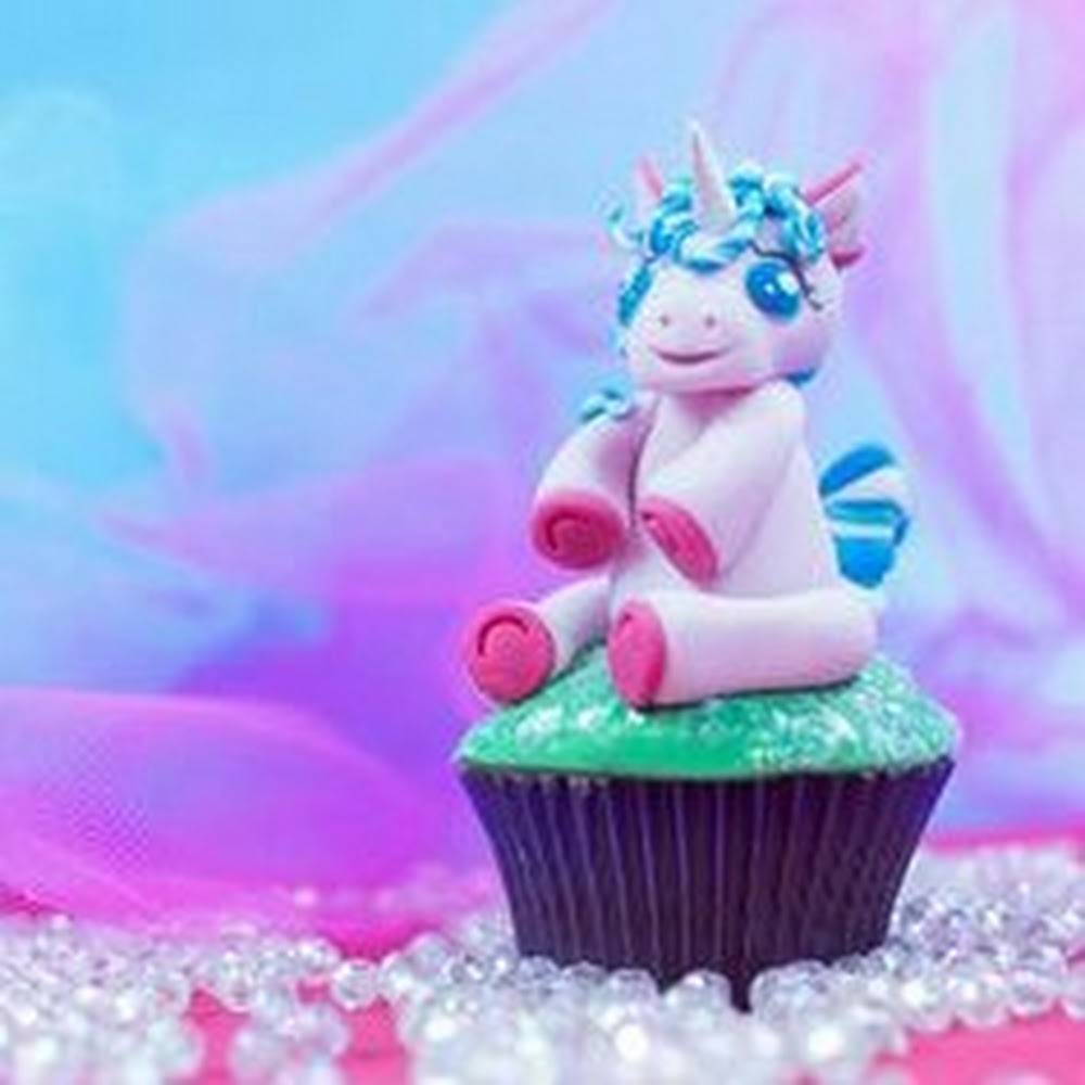 Meet your Posher, Zynia